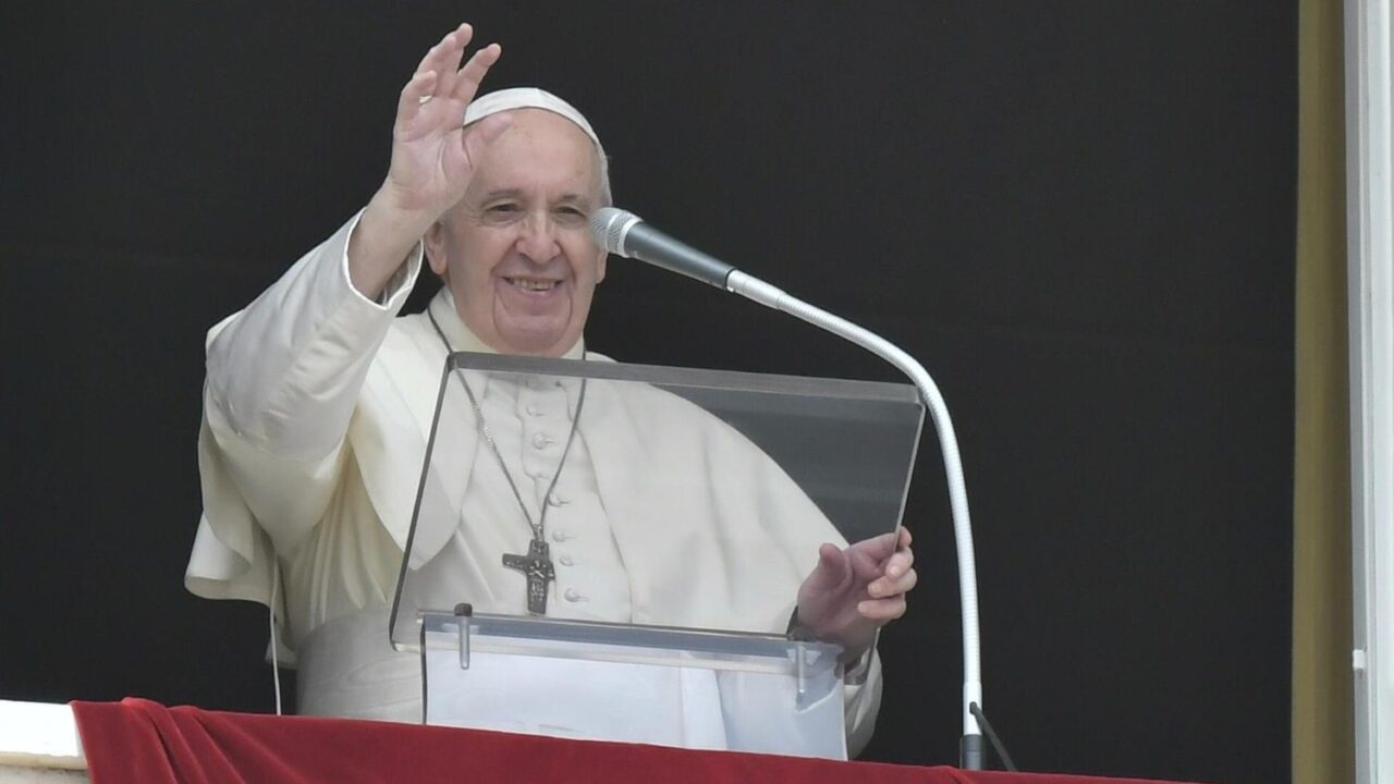 A te, Papa Francesco, pastore di luce
