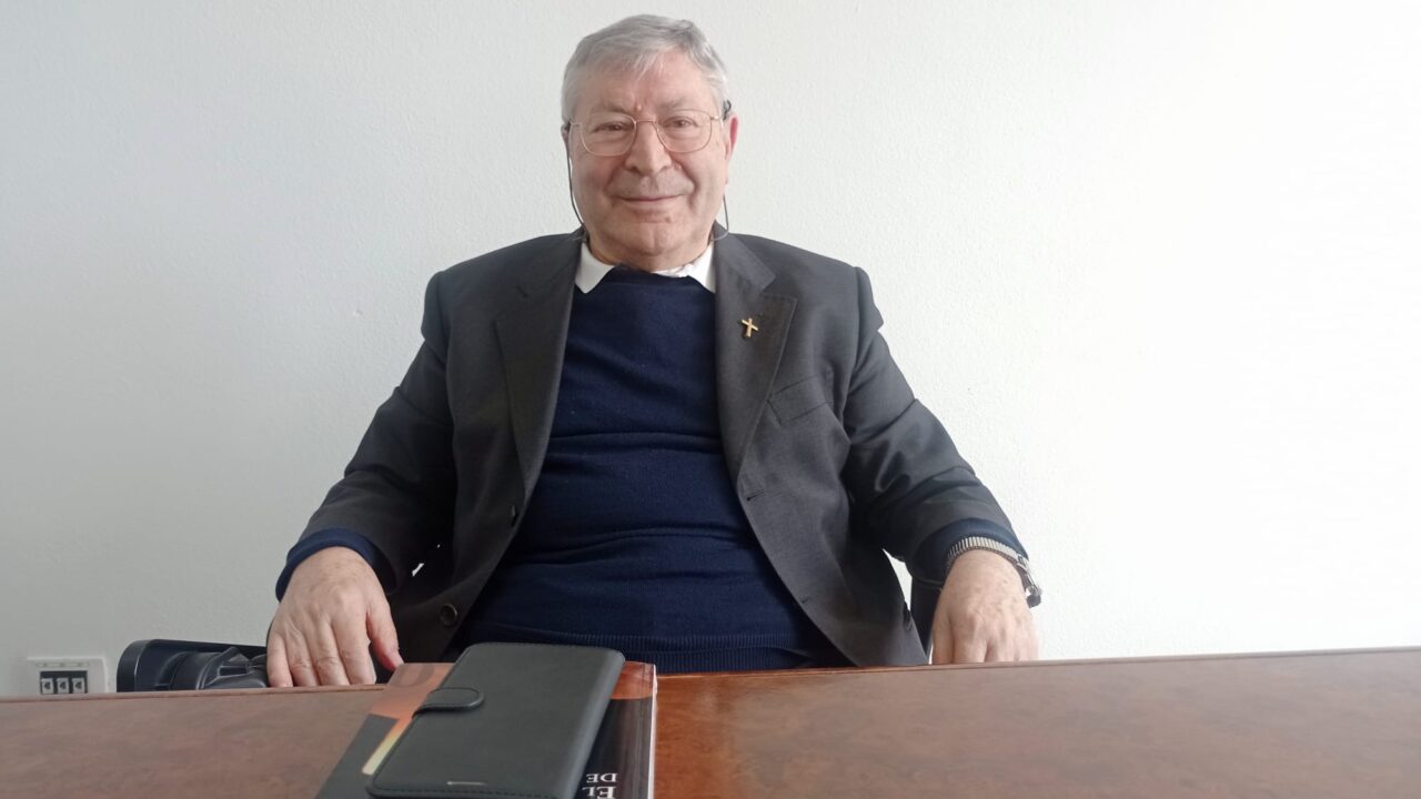 Tempio, ritiro del clero con padre Gargano: “Non siamo padroni della Chiesa, ma scelti per amore”